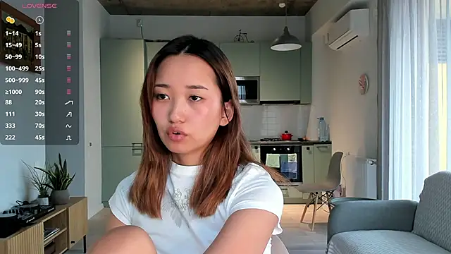 julias tapes online show from December 20, 10:16 am