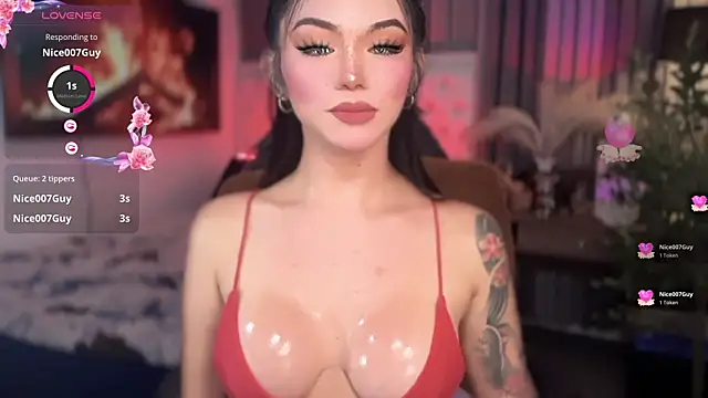 Snapshot of sassy_olivia chatting on July 2, 8:04 pm sassy olivia online show from July 2, 8:04 pm
