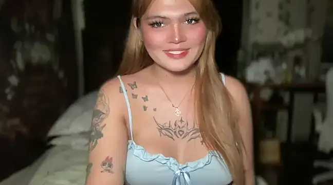 Snapshot of Claire_Brooke chatting on December 11, 6:42 pm Claire Brooke online show from December 11, 6:42 pm