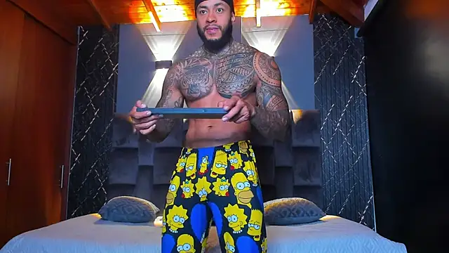 muscle man16 online show from December 12, 12:27 am