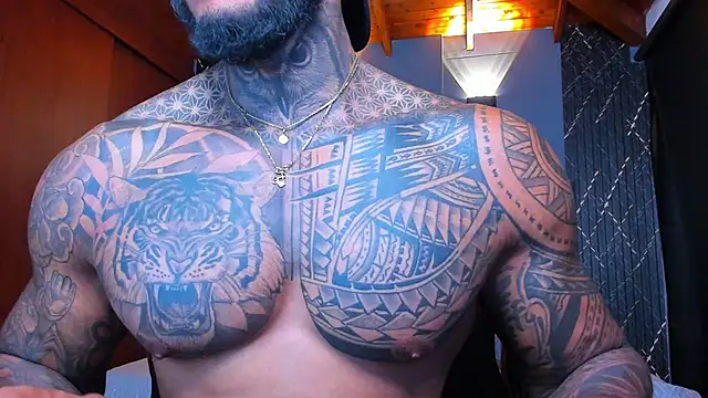 muscle man16 online show from December 24, 3:27 am