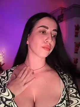 Emylia online show from December 13, 11:39 pm