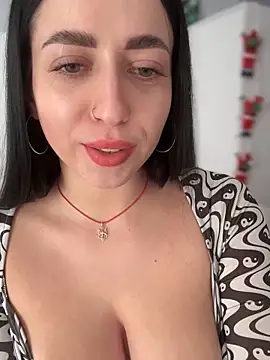 Emylia online show from January 2, 2:46 pm