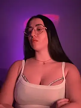 Emylia online show from February 26, 9:58 pm