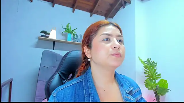 Gretta Queen online show from March 11, 6:36 pm