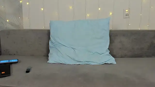 Tommy and Katie online show from October 28, 7:34 am