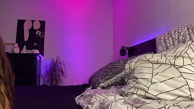 spottyyy online show from September 25, 6:11 pm