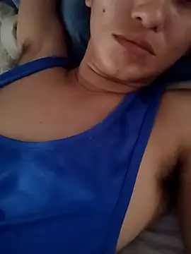 Snapshot of valeriaswang_Lucas chatting on May 3, 3:18 pm valeriaswang Lucas online show from May 3, 3:18 pm