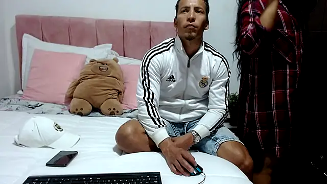 marcehot32 online show from September 8, 9:03 pm