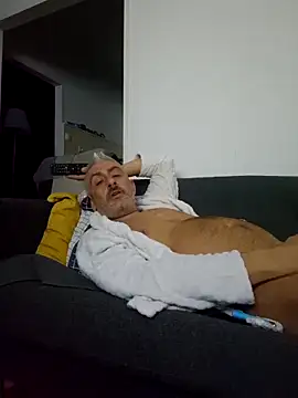 cuci45 online show from October 29, 9:38 pm