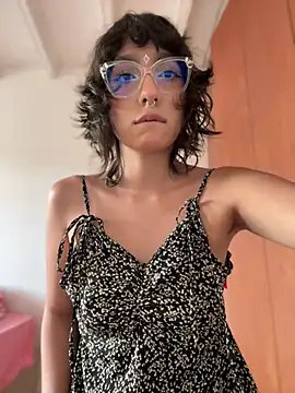 Snapshot of aurora_xoxo chatting on July 10, 8:55 pm aurora xoxo online show from July 10, 8:55 pm