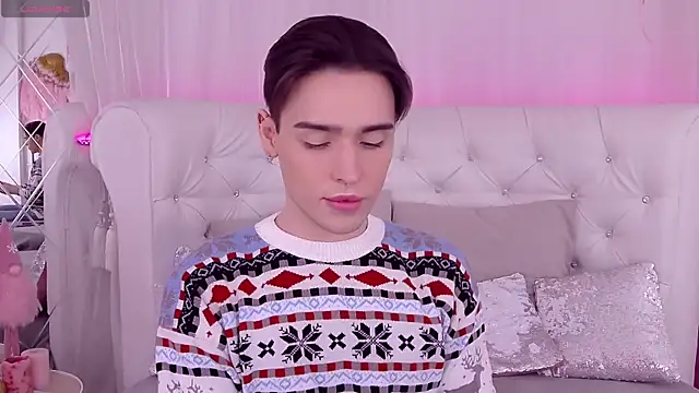 RobbyCharming online show from December 29, 7:53 pm