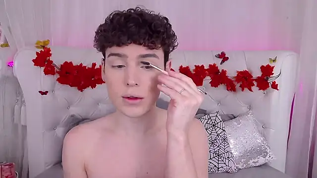 RobbyCharming online show from October 26, 3:34 am