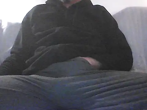 Snapshot of Malcomvs97 chatting on March 2, 8:48 pm Malcomvs97 online show from March 2, 8:48 pm