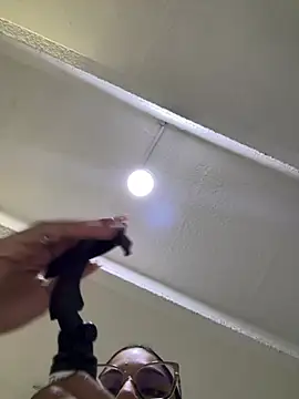 Snapshot of charlotte_stevenss_ chatting on January 15, 2:24 pm charlotte stevenss online show from January 15, 2:24 pm