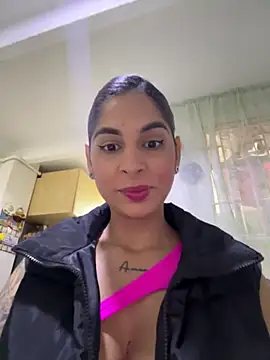 Snapshot of charlotte_stevenss_ chatting on January 24, 2:30 pm charlotte stevenss online show from January 24, 2:30 pm