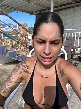 Snapshot of charlotte_stevenss_ chatting on February 9, 8:13 pm charlotte stevenss online show from February 9, 8:13 pm