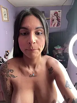 Snapshot of charlotte_stevenss_ chatting on February 15, 5:17 pm charlotte stevenss online show from February 15, 5:17 pm