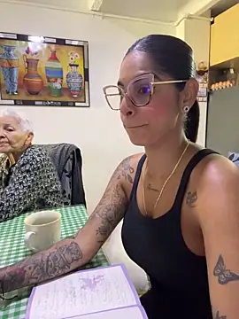 Snapshot of charlotte_stevenss_ chatting on February 19, 2:34 pm charlotte stevenss online show from February 19, 2:34 pm