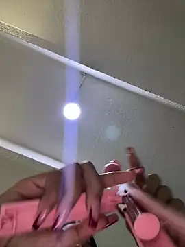 Snapshot of charlotte_stevenss_ chatting on March 8, 2:30 pm charlotte stevenss online show from March 8, 2:30 pm