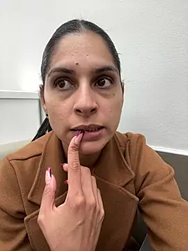 Snapshot of charlotte_stevenss_ chatting on March 11, 6:41 pm charlotte stevenss online show from March 11, 6:41 pm