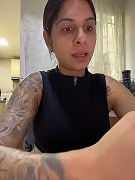 Snapshot of charlotte_stevenss_ chatting on October 6, 3:09 pm charlotte stevenss online show from October 6, 3:09 pm