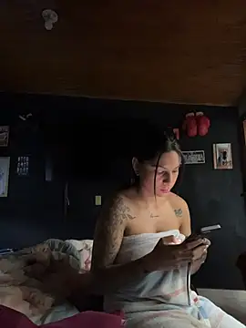 Snapshot of charlotte_stevenss_ chatting on October 15, 2:39 pm charlotte stevenss online show from October 15, 2:39 pm