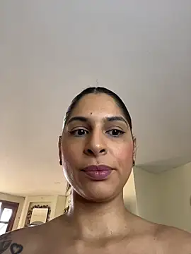 Snapshot of charlotte_stevenss_ chatting on November 16, 3:17 pm charlotte stevenss online show from November 16, 3:17 pm