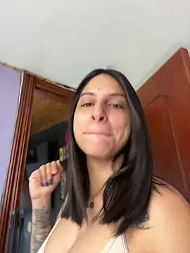 Snapshot of charlotte_stevenss_ chatting on December 5, 2:36 pm charlotte stevenss online show from December 5, 2:36 pm