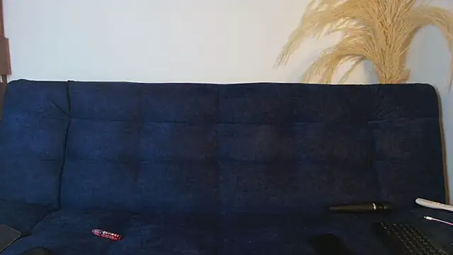 NatashaEgnath online show from November 17, 12:11 pm