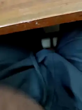 Snapshot of wrong_man25 chatting on March 24, 8:58 pm wrong man25 online show from March 24, 8:58 pm