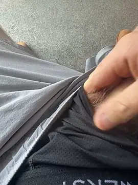 Snapshot of Averagematt1991 chatting on September 30, 11:26 am Averagematt1991 online show from September 30, 11:26 am