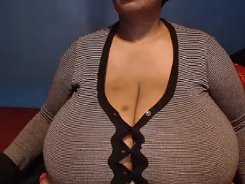 CUTEFIRMMELONSS online show from January 23, 8:24 pm