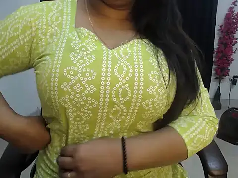 Queen Jessia online show from January 24, 1:36 pm