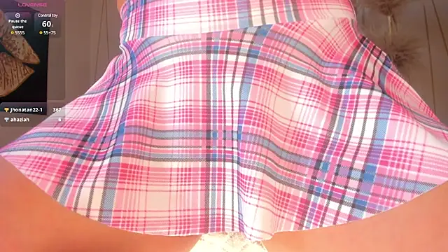 MariamRivera  online show from January 30, 6:46 am