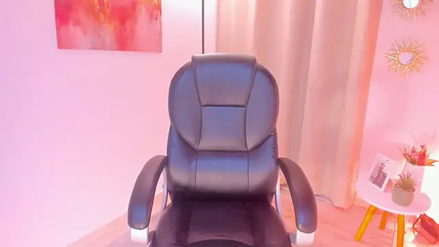 MariamRivera  online show from March 25, 12:27 am