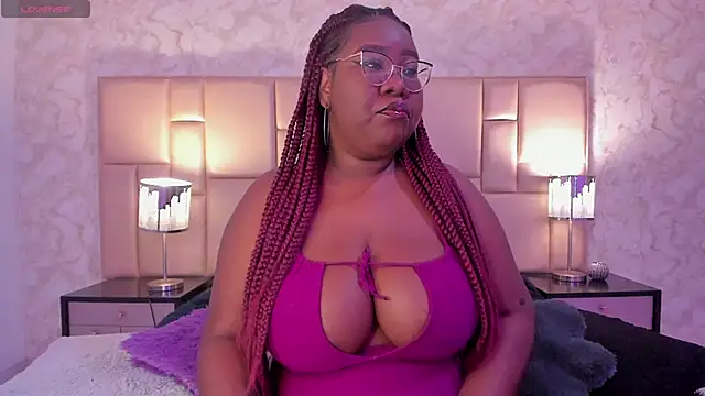 Darnellqueen online show from January 14, 4:04 am