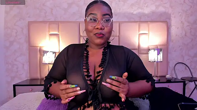 Darnellqueen online show from February 14, 7:59 am