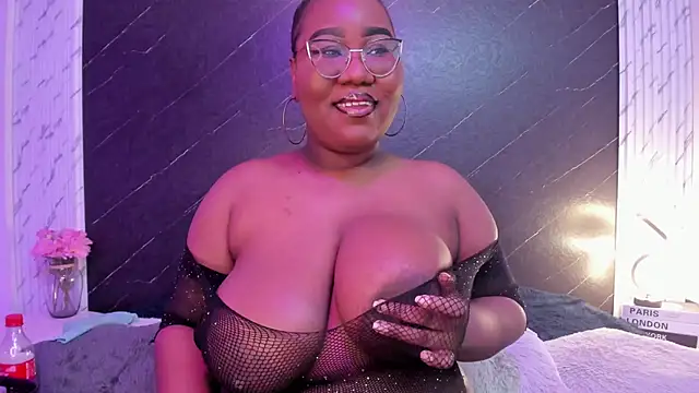 Darnellqueen online show from November 15, 4:54 am
