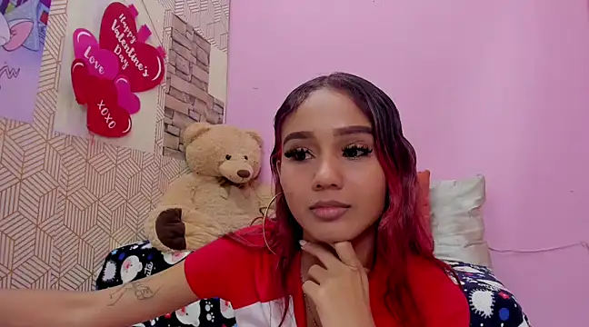 MarianaManzur online show from January 3, 4:37 pm
