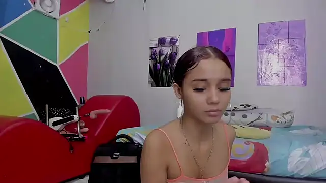MarianaManzur online show from January 27, 2:46 pm