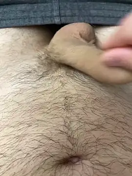 Snapshot of Pascutt chatting on March 24, 10:04 pm Pascutt online show from March 24, 10:04 pm