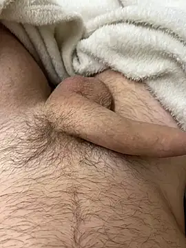 Snapshot of Pascutt chatting on March 25, 9:32 pm Pascutt online show from March 25, 9:32 pm