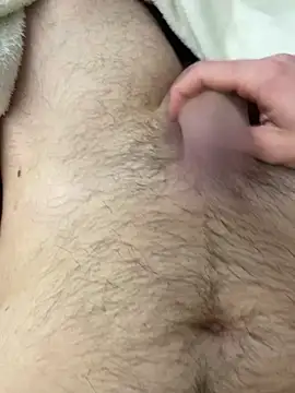 Snapshot of Pascutt chatting on April 1, 10:07 pm Pascutt online show from April 1, 10:07 pm