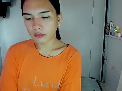 mav1s  online show from February 17, 8:33 am