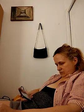 She-devilx online show from November 4, 11:37 pm