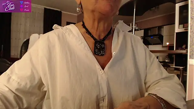 roxana brooks online show from December 9, 2:49 pm