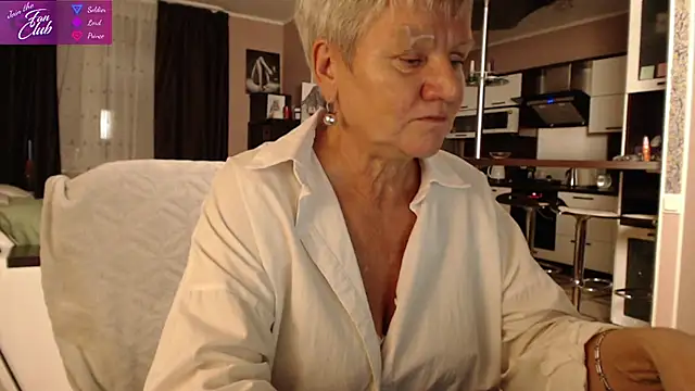 roxana brooks online show from December 11, 2:54 pm