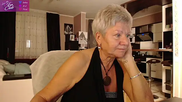 roxana brooks online show from December 16, 5:43 pm