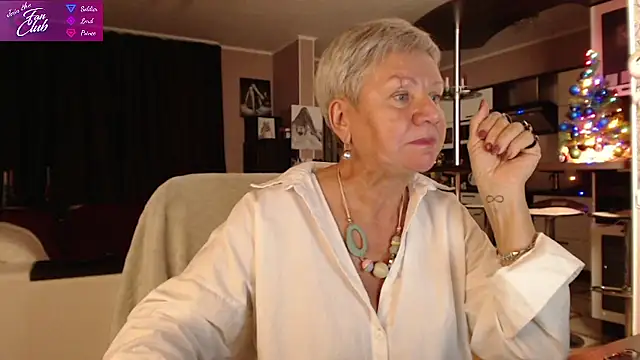 roxana brooks online show from December 18, 5:21 pm